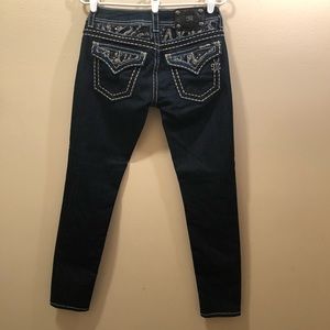 Miss Me jeans in dark blue. PERFECT condition!